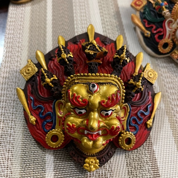 Beautiful wall hanging clay bhairab mask - Picture 13 of 16
